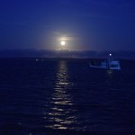 Foto van de maan genomen vanop de laatste ferry naar Fraser Island